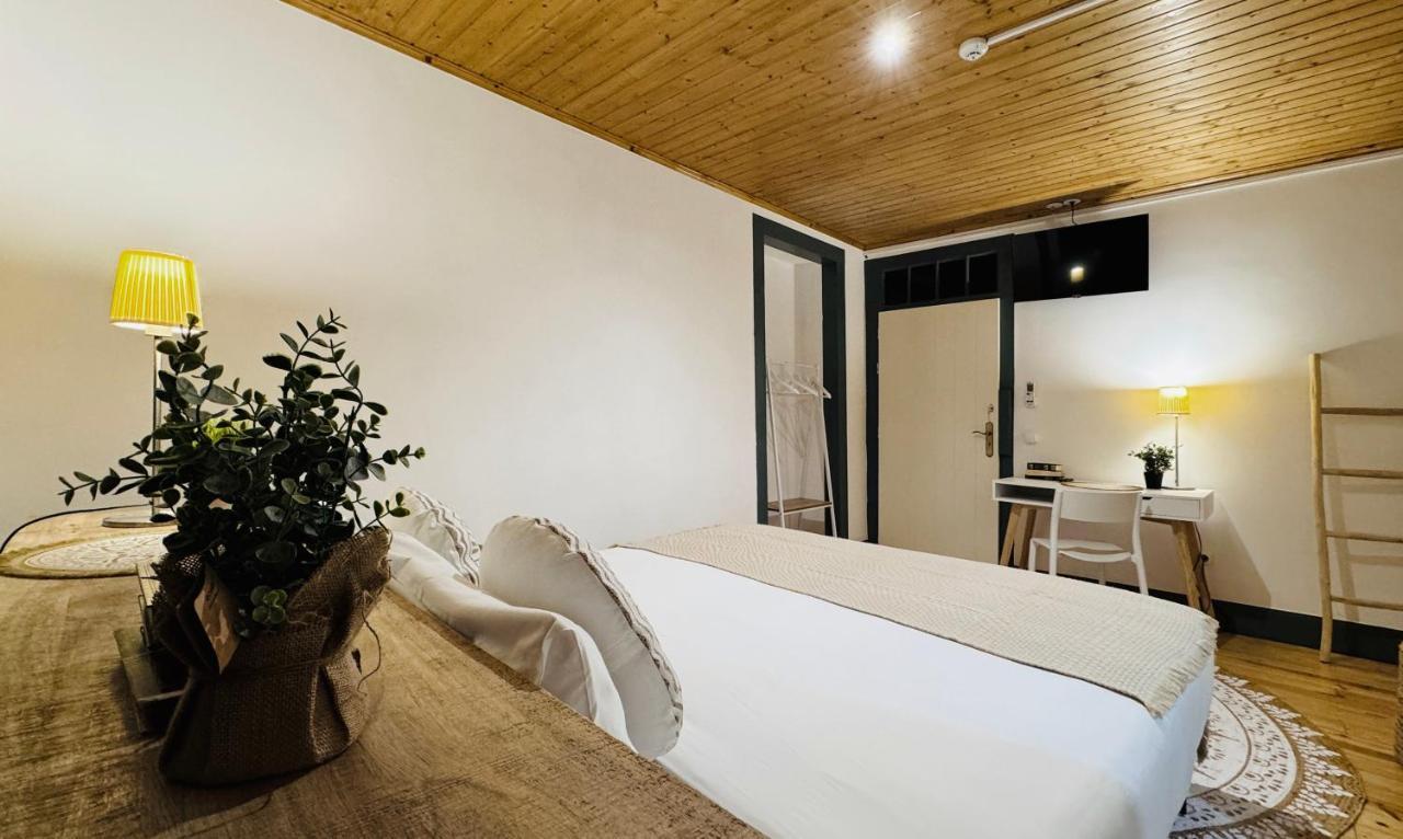 Se Velha Suites 科英布拉 外观 照片